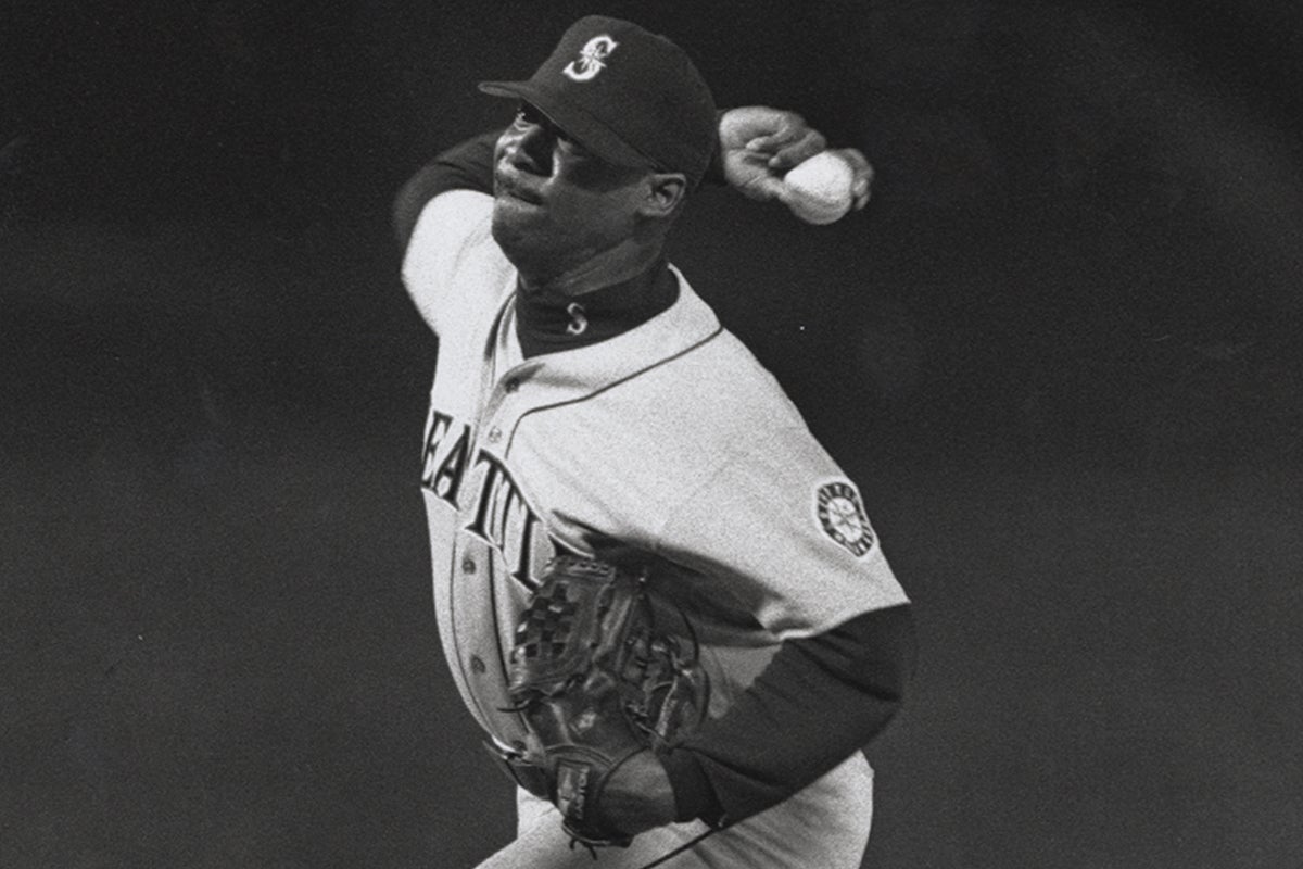 Mike Jackson pitches for Mariners